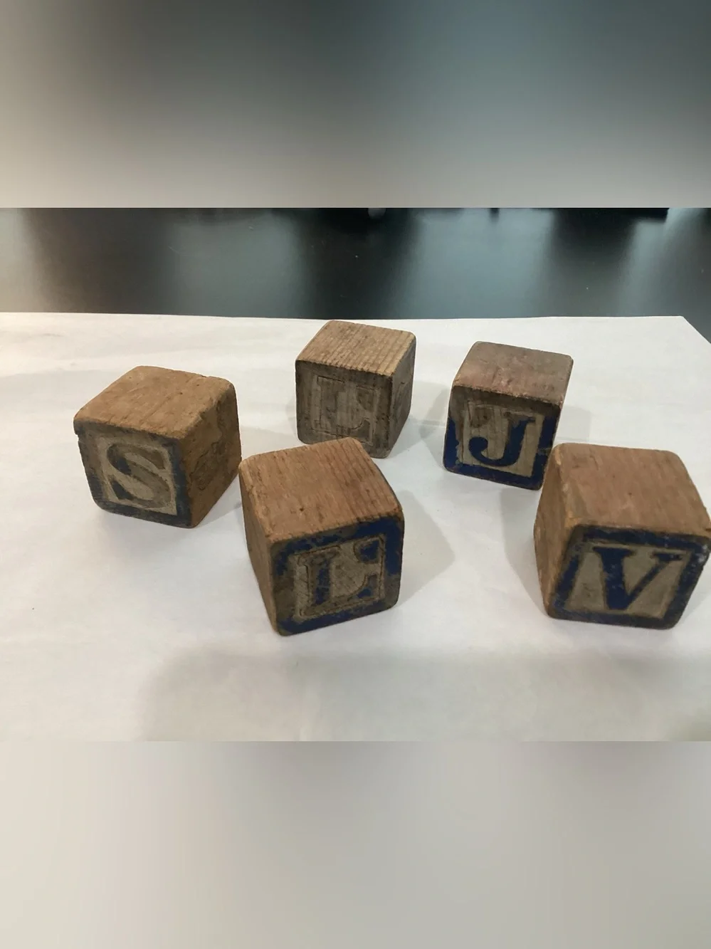 Antique Toy Alphabet Blocks (5 loose blocks). Likely dating from the Victorian